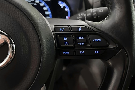 Toyota Yaris Cross 25 of 27