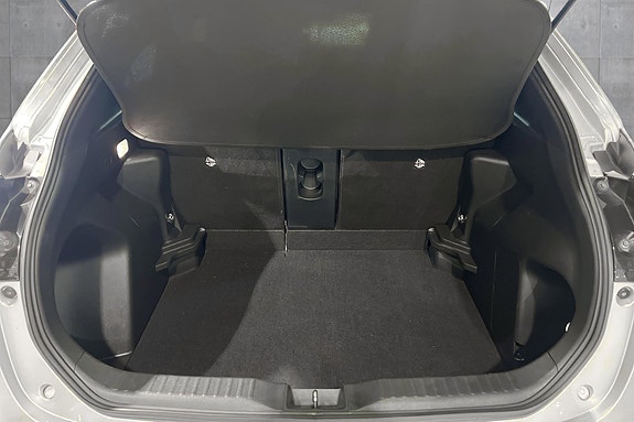 Toyota Yaris Cross 18 of 27