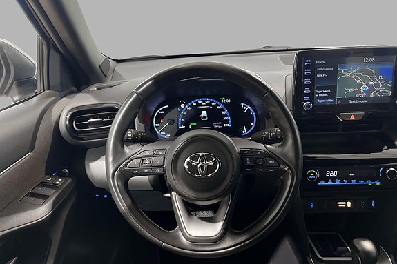 Toyota Yaris Cross 11 of 27