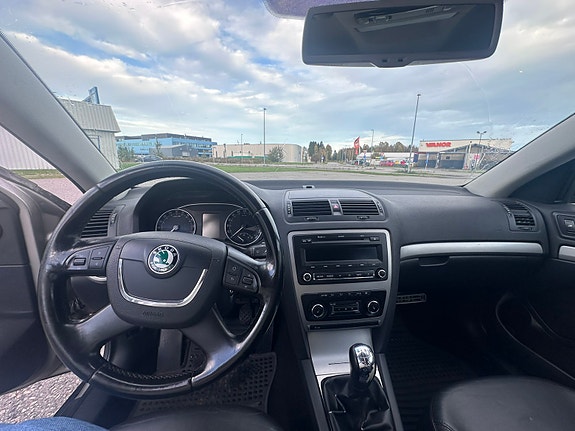 Skoda Octavia 9 of 9