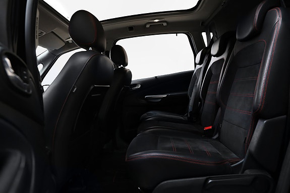 Ford S-MAX 11 of 24