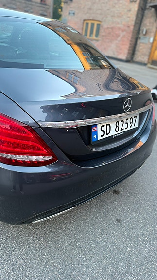 Mercedes-Benz C180 11 of 28