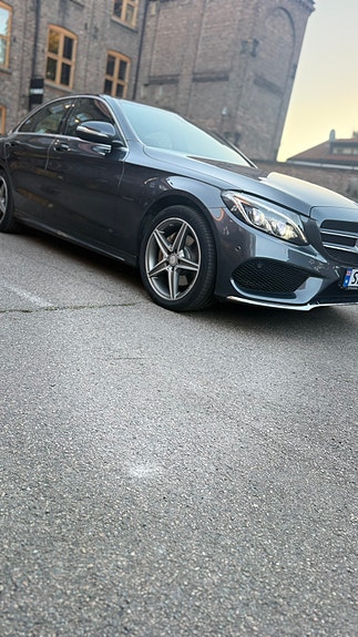 Mercedes-Benz C180 3 of 28