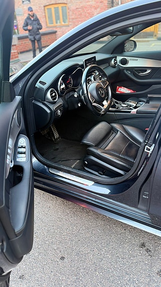Mercedes-Benz C180 19 of 28