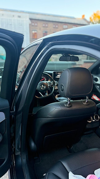 Mercedes-Benz C180 23 of 28