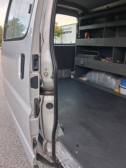 Toyota HiAce 22 of 30