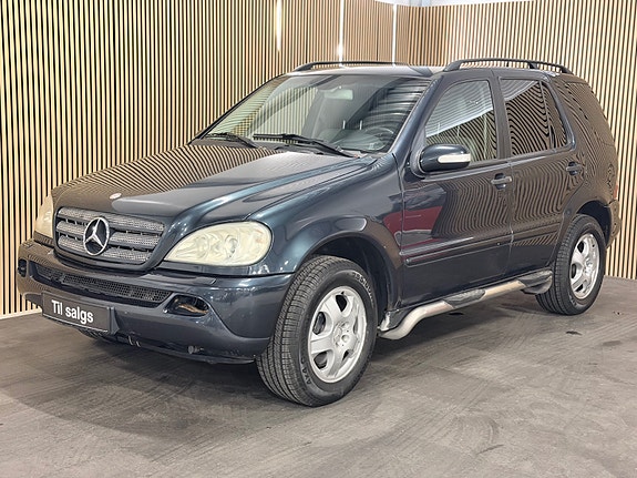 Mercedes-Benz ML270 5 of 25