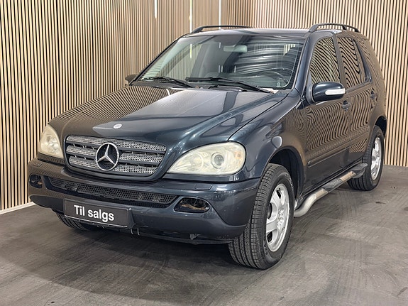 Mercedes-Benz ML270 4 of 25