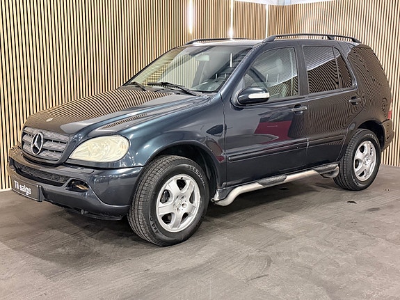 Mercedes-Benz ML270 6 of 25