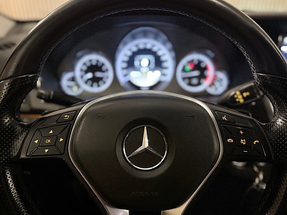 Mercedes-Benz E200 d 19 of 30
