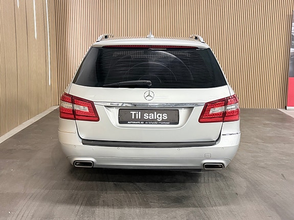 Mercedes-Benz E200 d 13 of 30