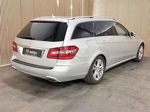 Mercedes-Benz E200 d 10 of 30