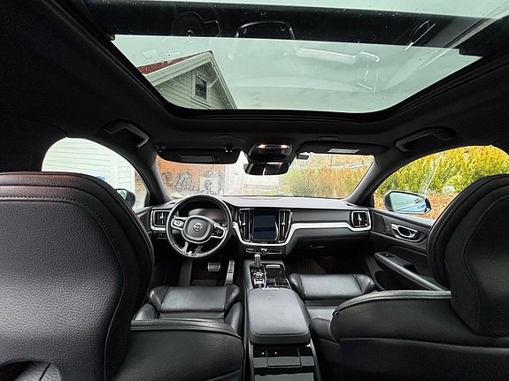 Volvo V60 17 of 30