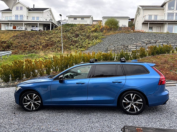 Volvo V60 9 of 30