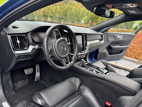Volvo V60 18 of 30