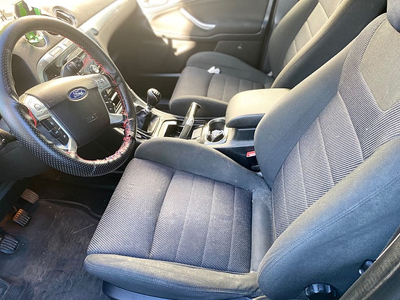 Ford S-MAX 6 of 13