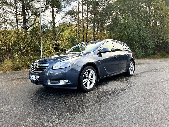 Opel Insignia 3 of 16