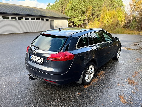 Opel Insignia 4 of 16