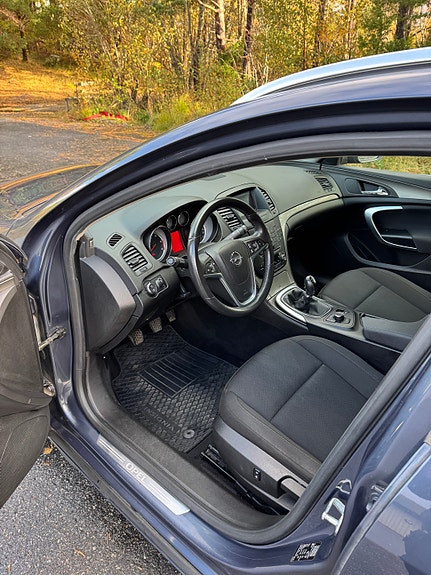 Opel Insignia 12 of 16