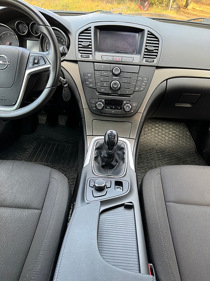 Opel Insignia 9 of 16