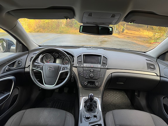 Opel Insignia 8 of 16