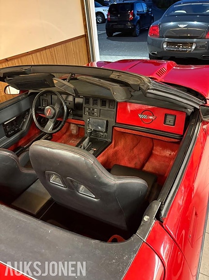 Chevrolet Corvette 7 of 7