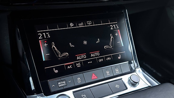 Audi e-tron Sportback 14 of 22