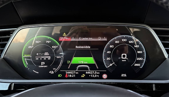 Audi e-tron Sportback 6 of 22