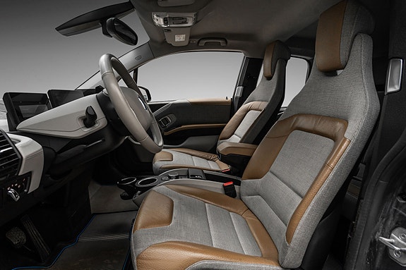 BMW i3 10 of 27