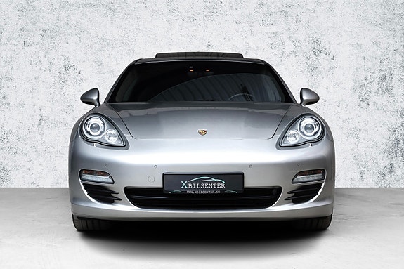 Porsche Panamera 4S 4 of 25