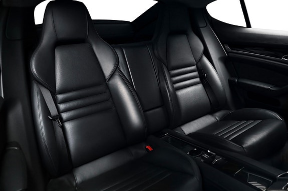 Porsche Panamera 4S 12 of 25