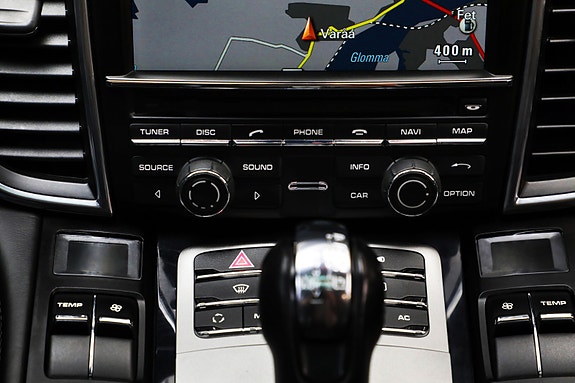 Porsche Panamera 4S 20 of 25
