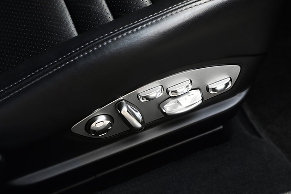 Porsche Panamera 4S 24 of 25