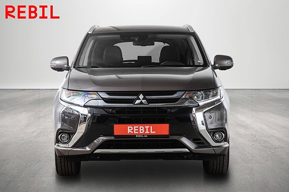 Mitsubishi Outlander 3 of 26