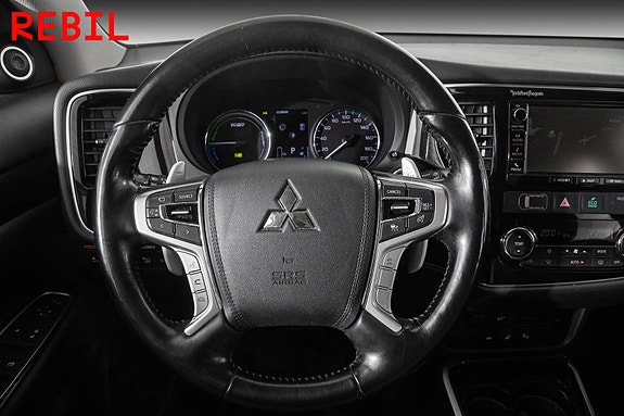 Mitsubishi Outlander 12 of 26