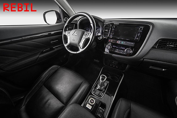 Mitsubishi Outlander 14 of 26