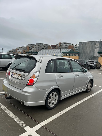 Suzuki Liana 5 of 8