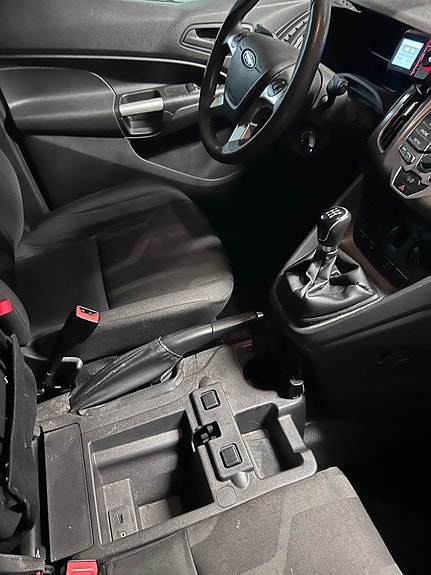 Ford Transit Connect 13 of 13