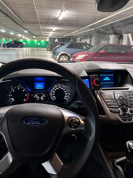 Ford Transit Connect 11 of 13