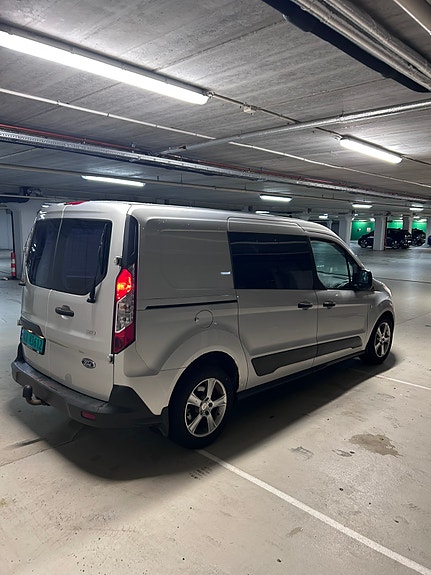 Ford Transit Connect 6 of 13