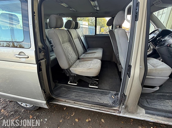 Volkswagen Transporter 21 of 30