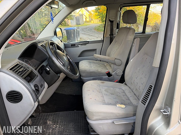Volkswagen Transporter 14 of 30