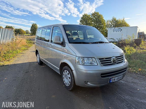 Volkswagen Transporter 4 of 30