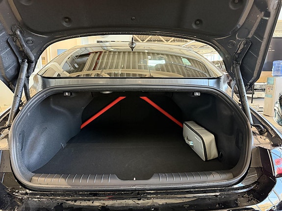 Hyundai Ioniq 6 5 of 12