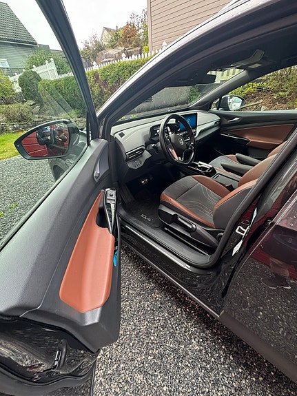 Volkswagen ID.4 8 of 17