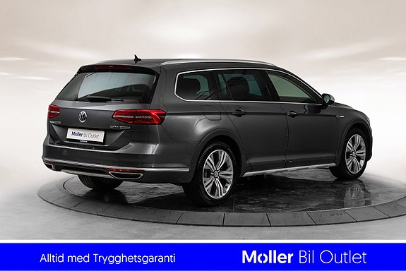 Volkswagen Passat Alltrack 4 of 19