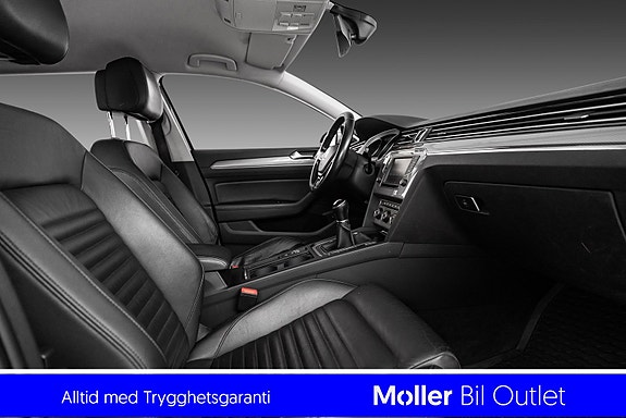Volkswagen Passat Alltrack 17 of 19
