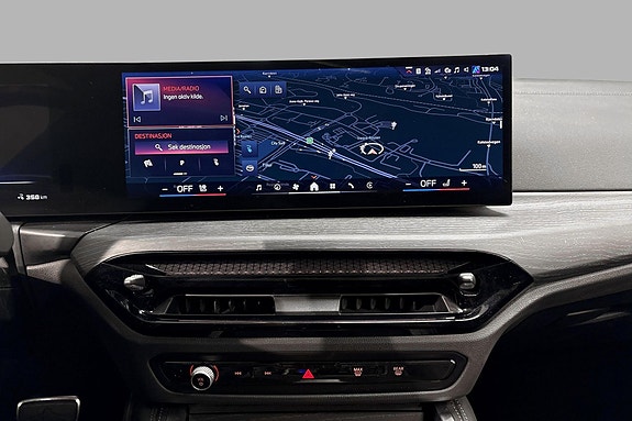 BMW i4 13 of 20