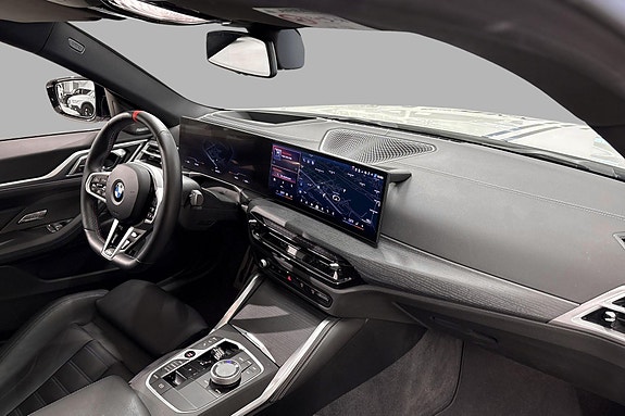 BMW i4 15 of 20