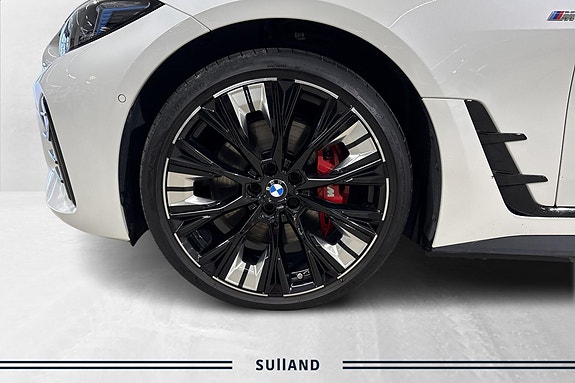 BMW i4 19 of 20